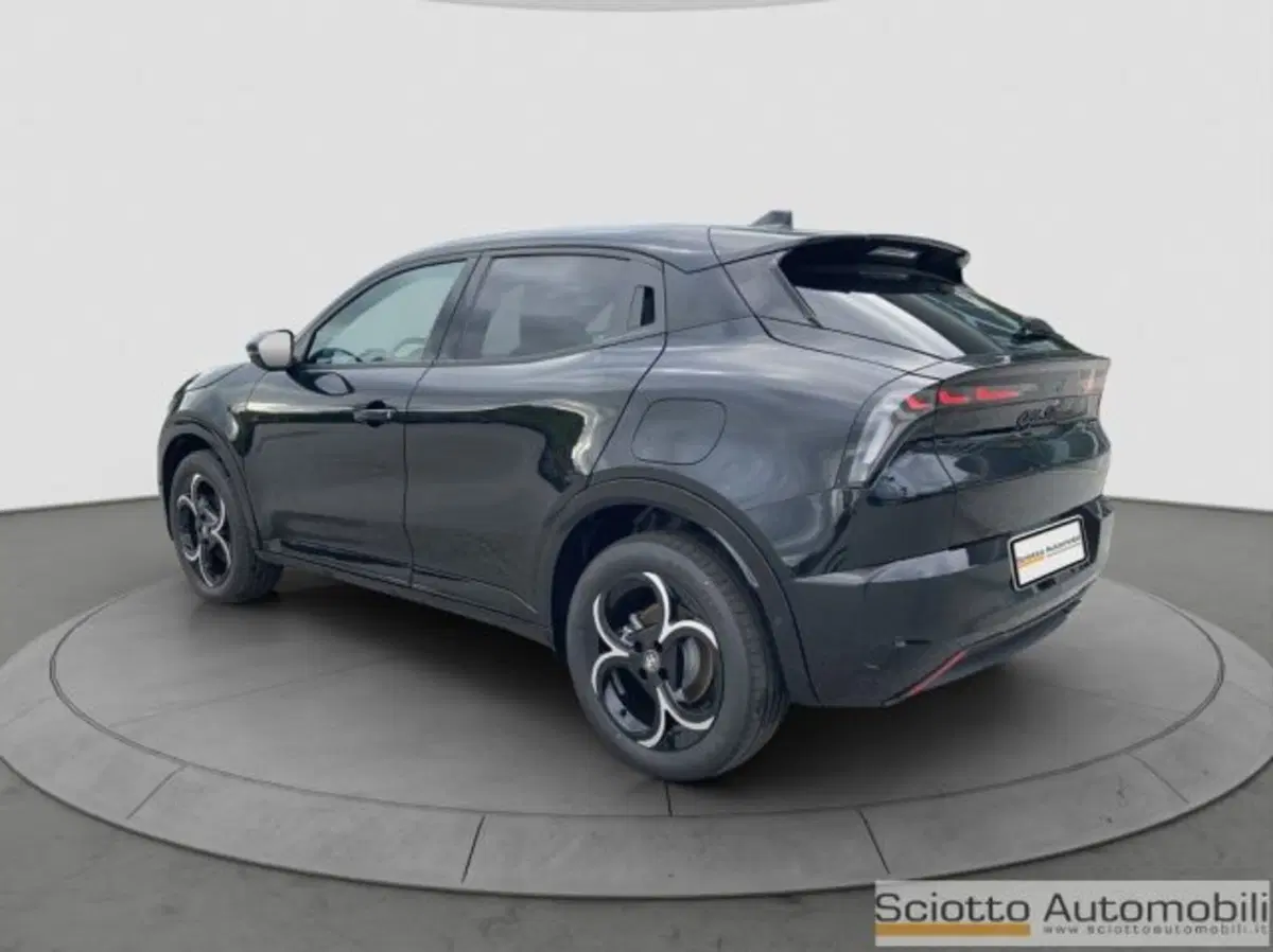 Alfa Romeo Junior nuova a Messina (4)