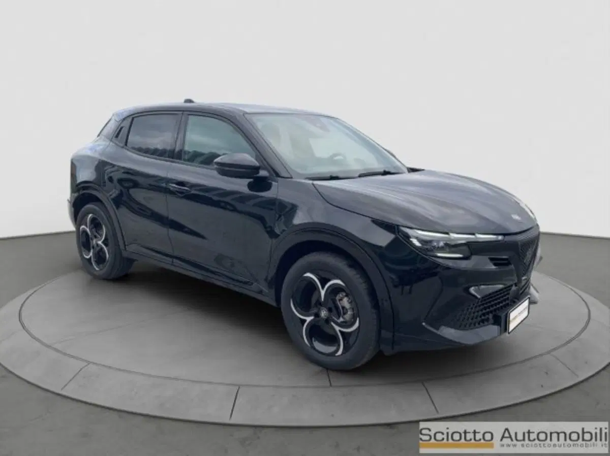 Alfa Romeo Junior nuova a Messina (8)
