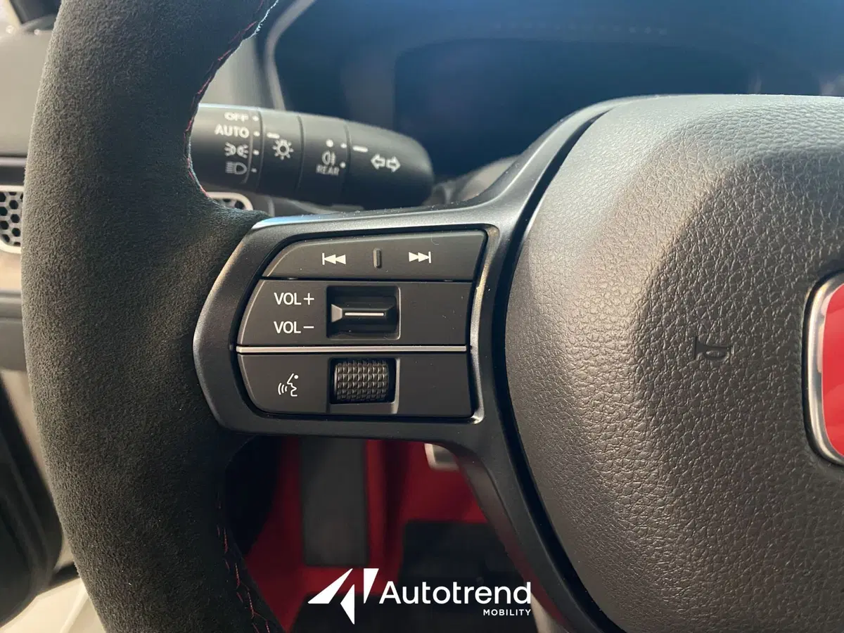 Honda Civic nuova a Bari (10)