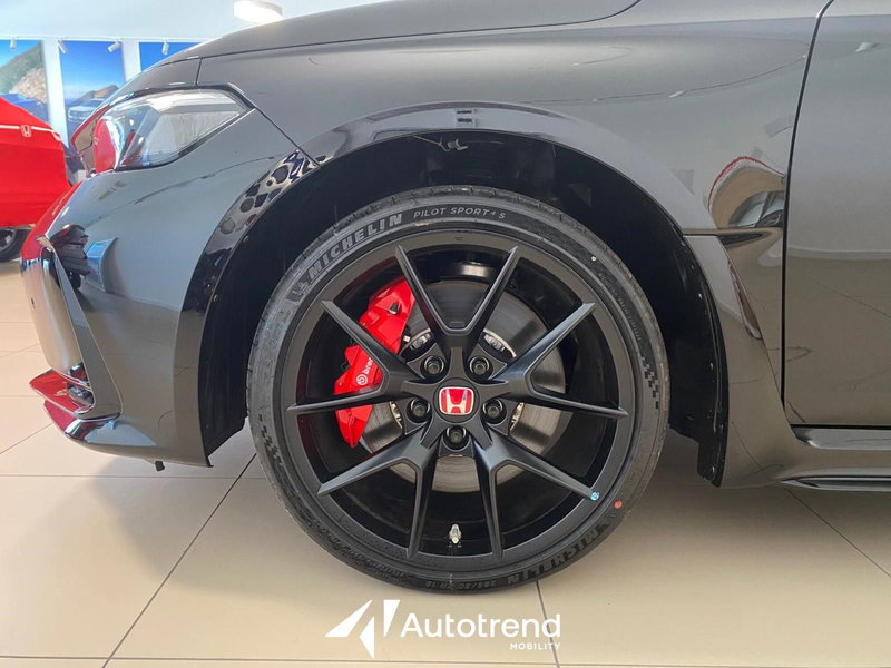 Honda Civic nuova a Bari (4)