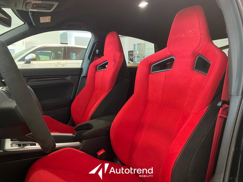 Honda Civic nuova a Bari (6)