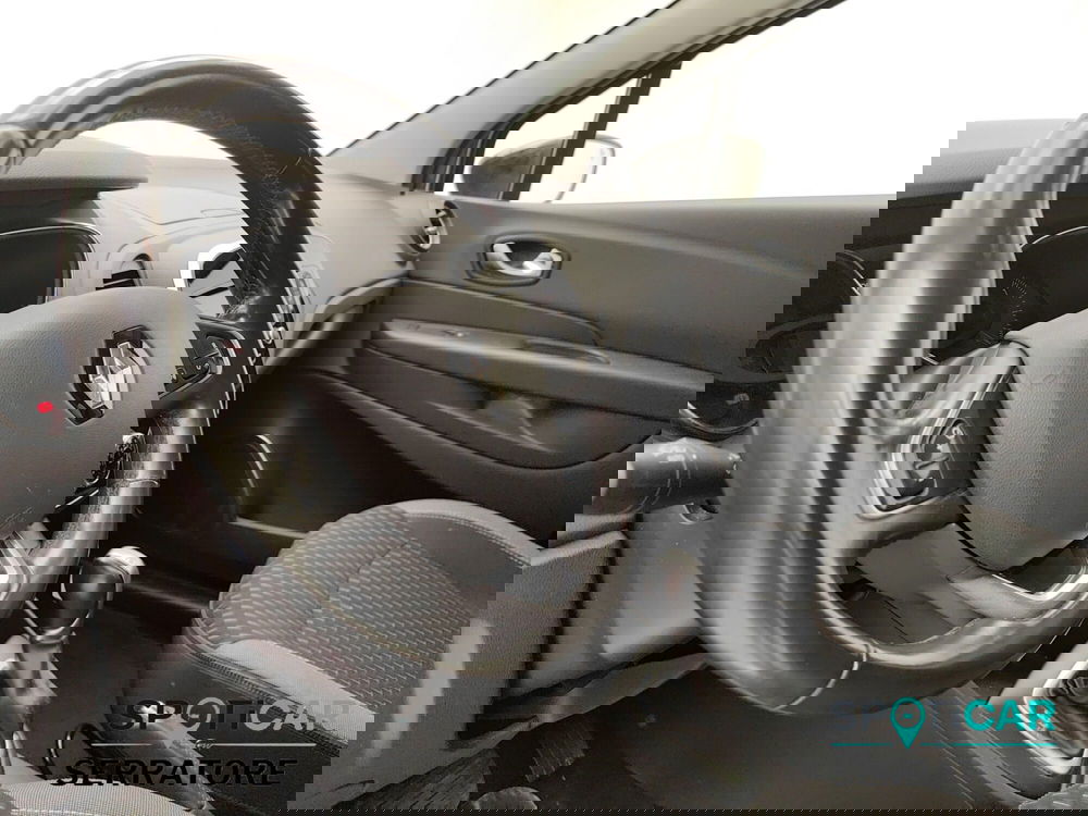 Renault Captur nuova a Como (16)