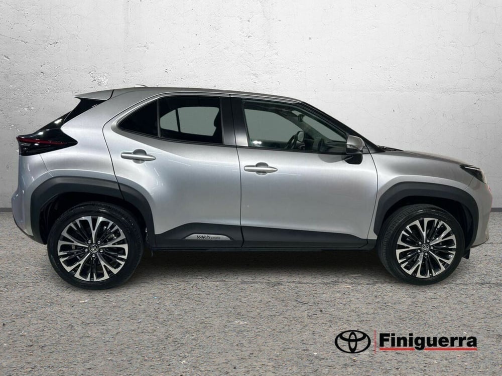 Toyota Yaris Cross usata a Lecco (5)