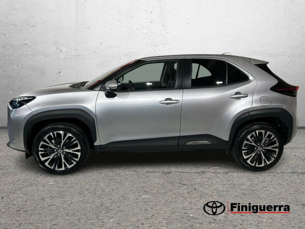 Toyota Yaris Cross usata a Lecco (6)