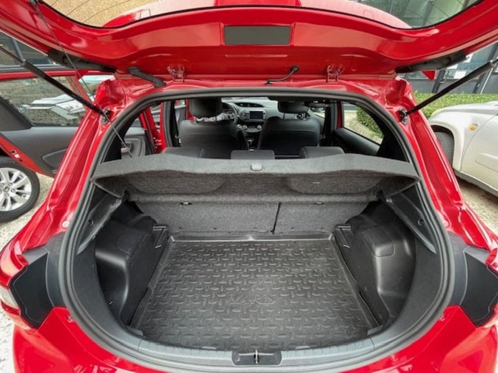 Toyota Yaris usata a Como (11)