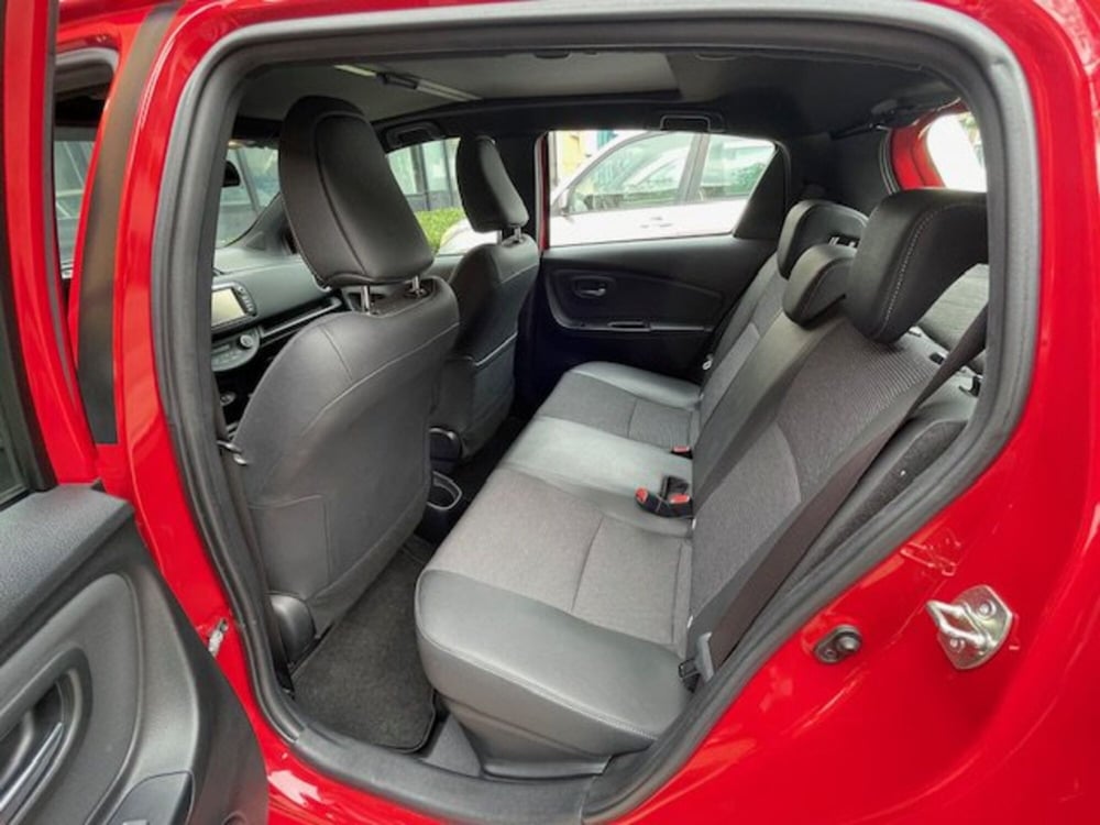 Toyota Yaris usata a Como (7)
