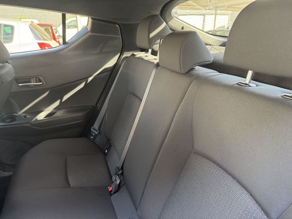 Toyota Toyota C-HR usata a Como (7)