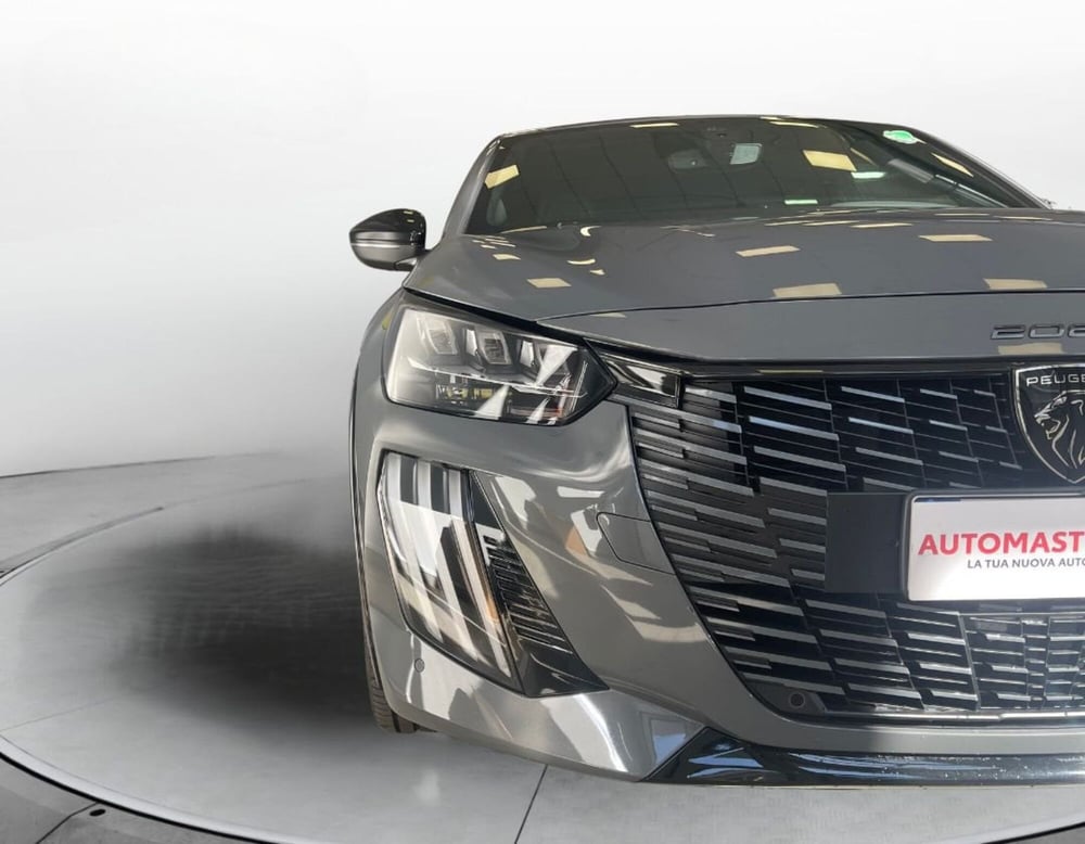 Peugeot 208 nuova a Ferrara (15)