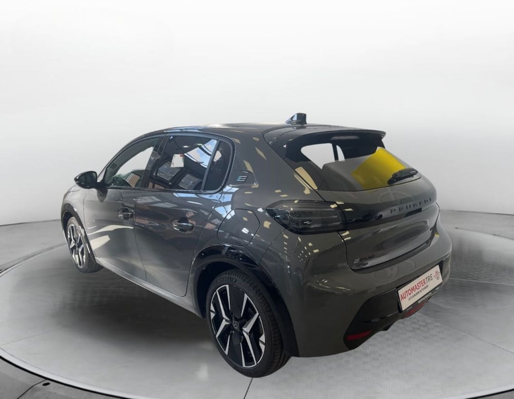 Peugeot 208 nuova a Ferrara (16)