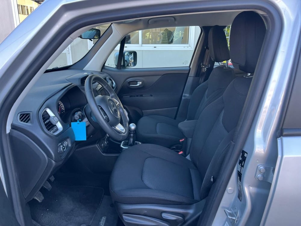 Jeep Renegade usata a Milano (10)