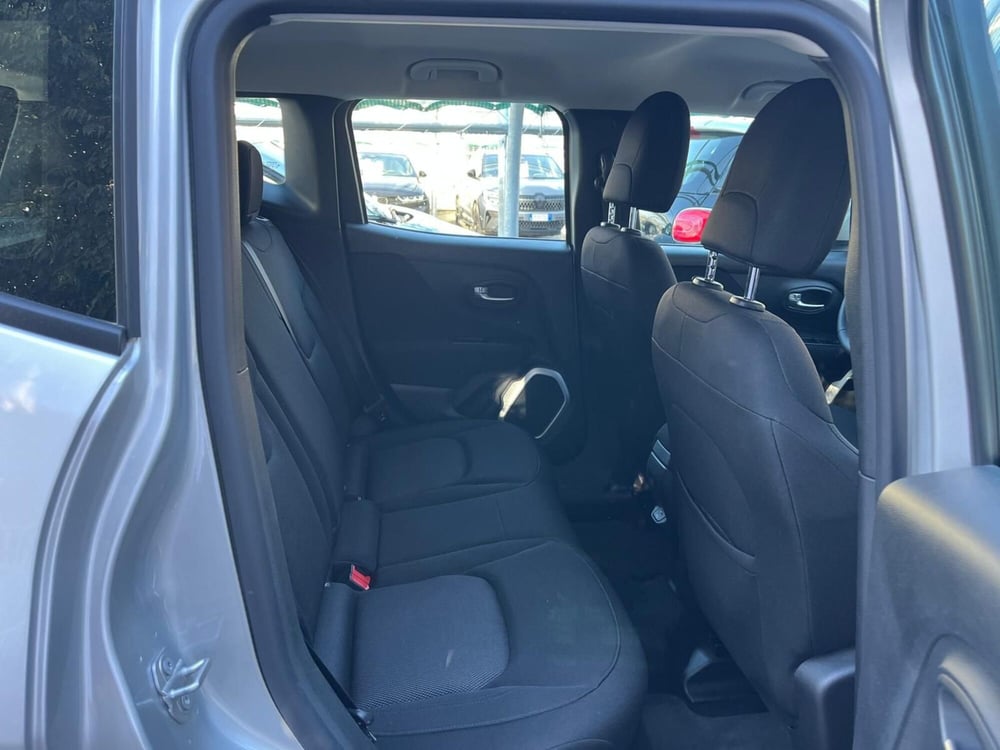 Jeep Renegade usata a Milano (13)