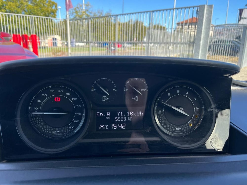 Lancia Ypsilon usata a Milano (18)