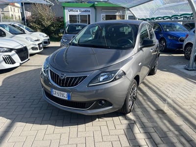 Lancia Ypsilon 1.0 FireFly 5 porte S&amp;S Hybrid Gold Plus del 2023 usata a Milano