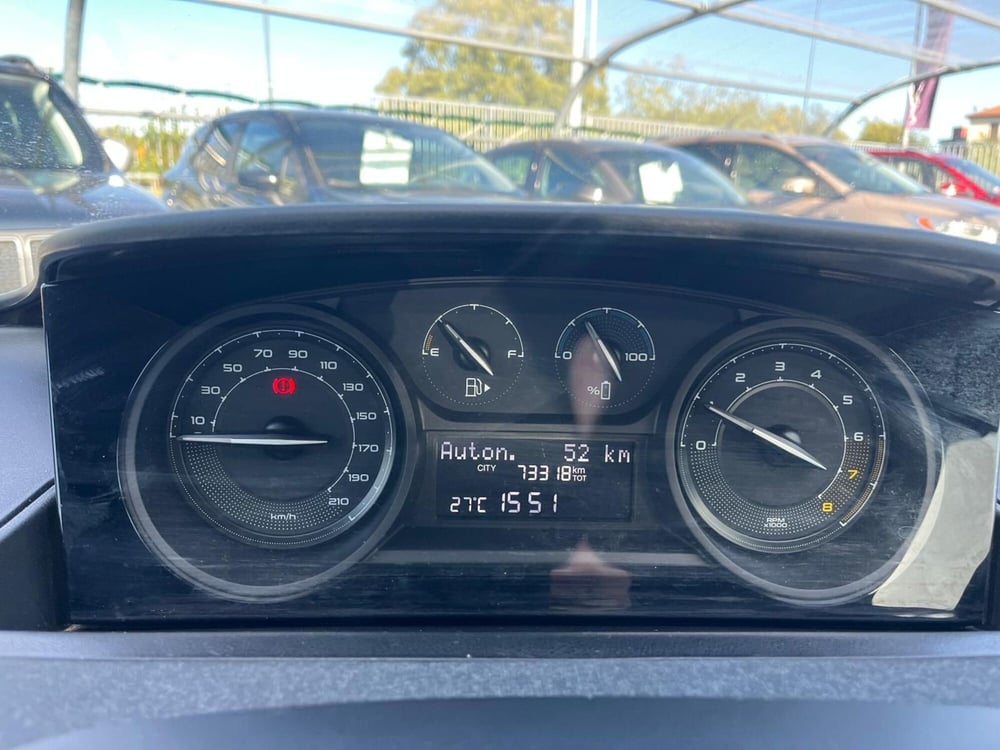 Lancia Ypsilon usata a Milano (18)