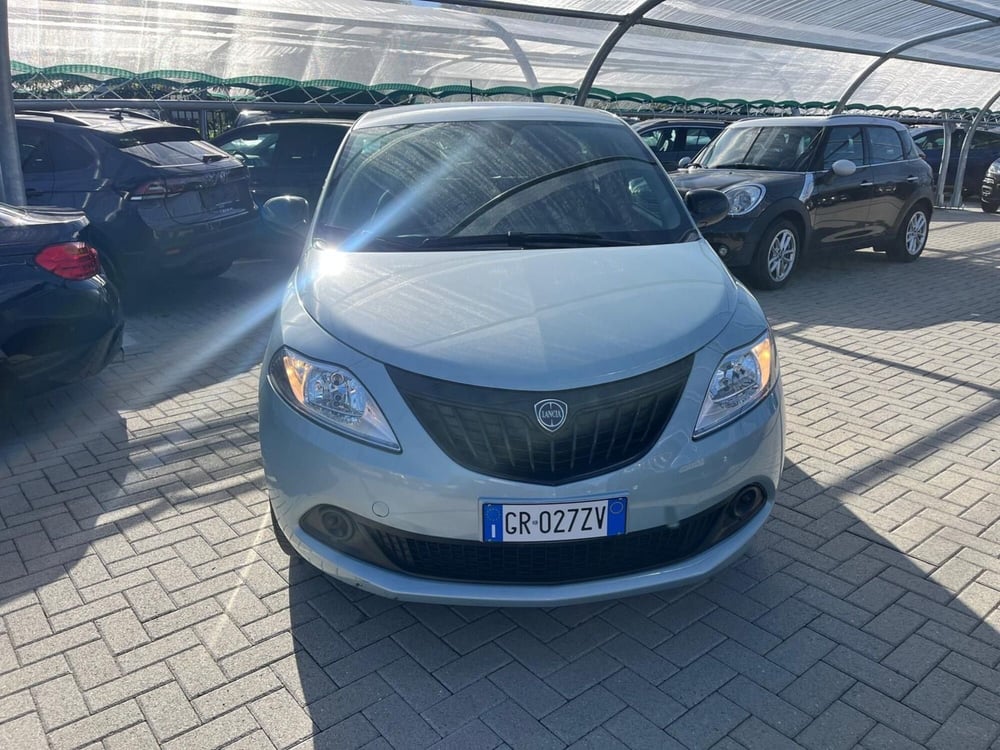 Lancia Ypsilon usata a Milano (2)