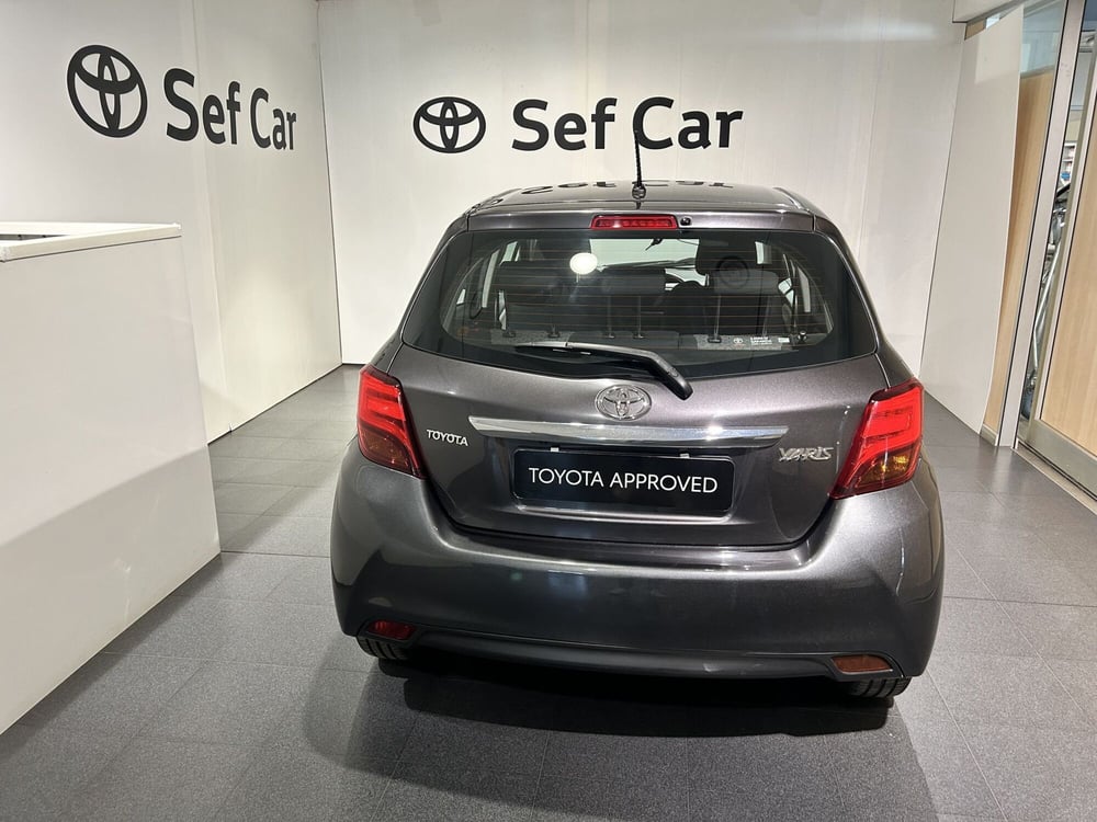Toyota Yaris usata a Milano (4)