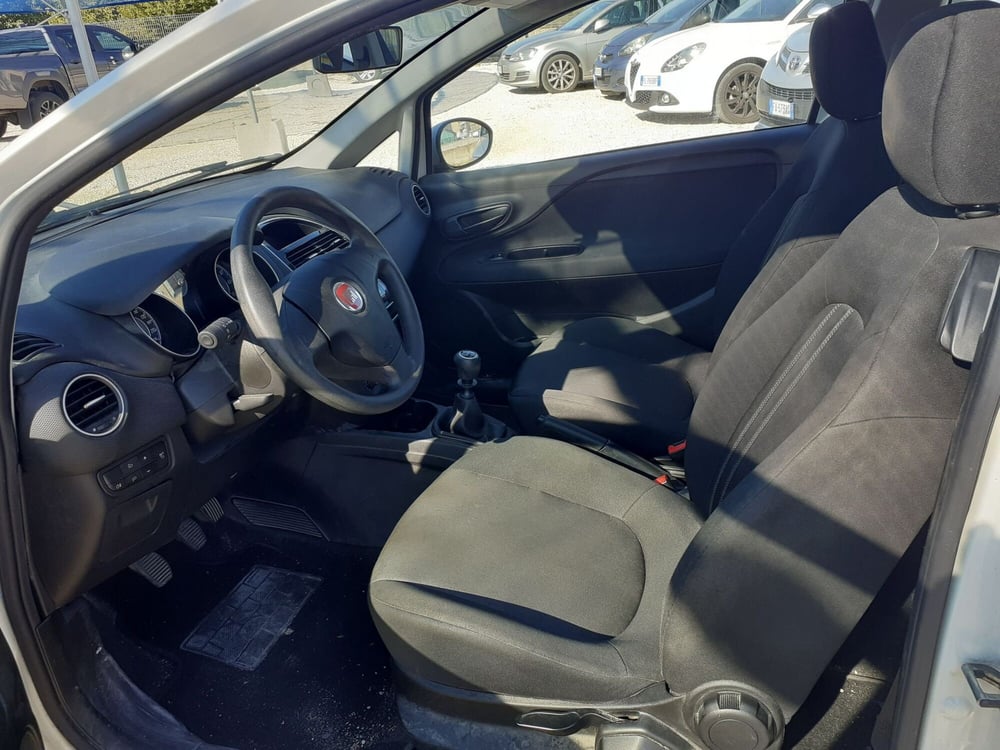 Fiat Punto usata a Cremona (9)