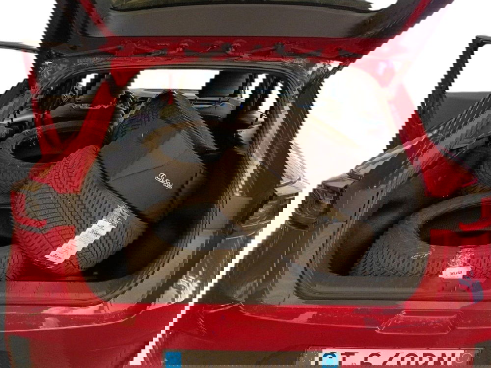 Lexus LBX usata a Milano (12)