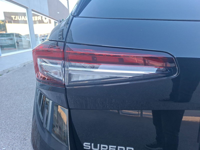 Skoda Superb usata a Ancona (10)