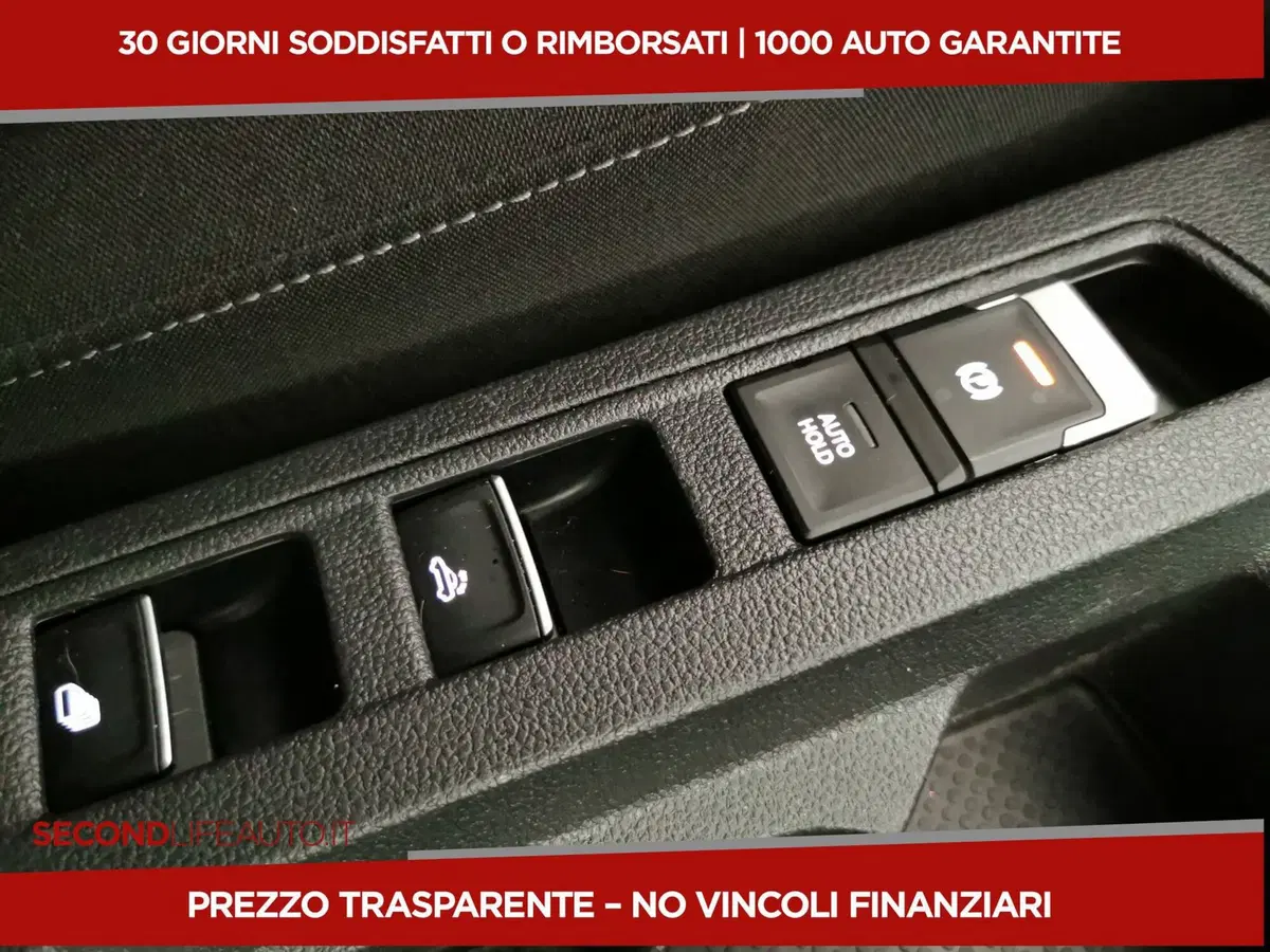 Volkswagen T-Roc usata a Chieti (13)