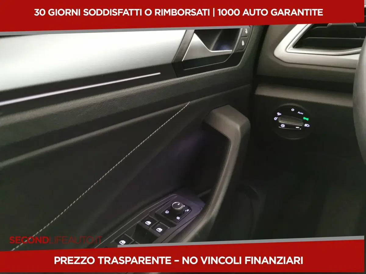 Volkswagen T-Roc usata a Chieti (20)
