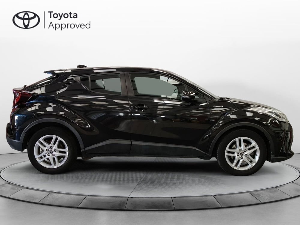 Toyota Toyota C-HR usata a Roma (17)