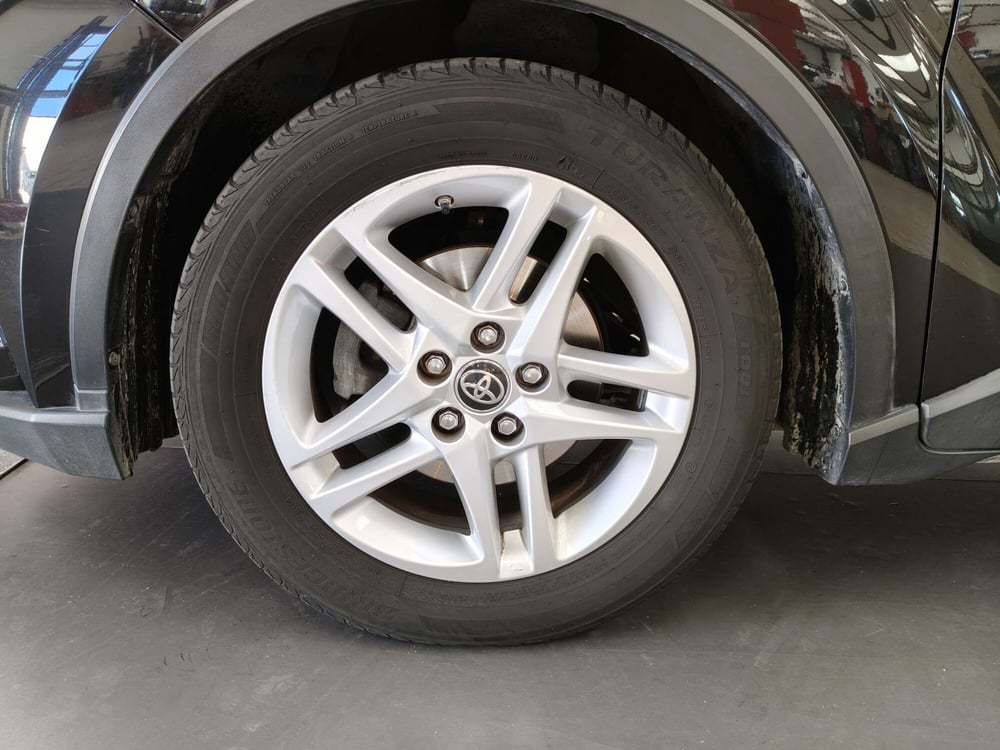 Toyota Toyota C-HR usata a Roma (18)