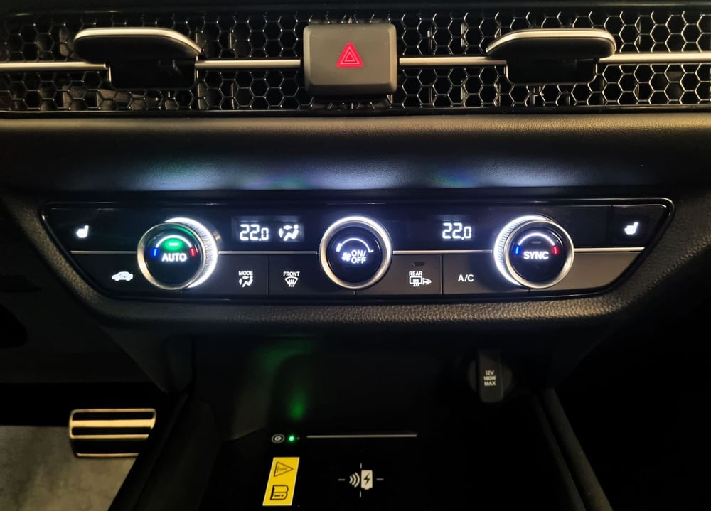 Honda ZR-V usata a Pavia (11)