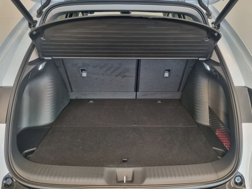 Honda ZR-V usata a Pavia (18)