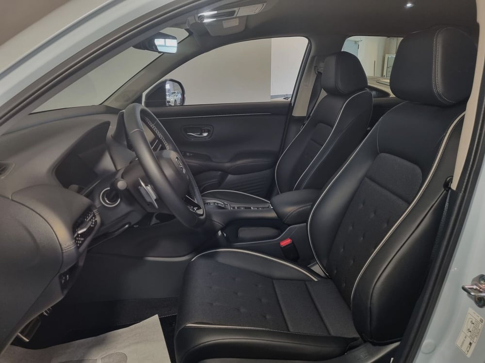 Honda ZR-V usata a Pavia (6)