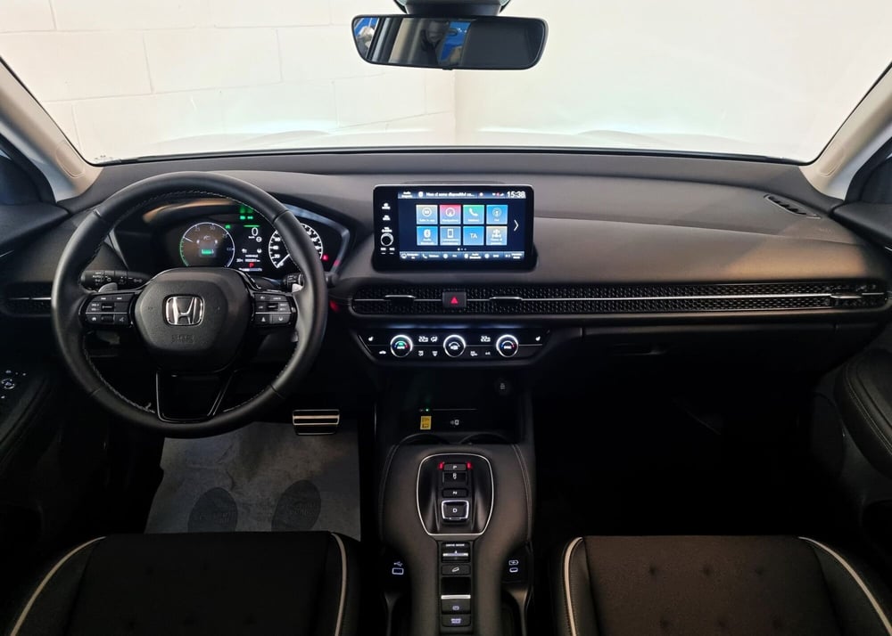 Honda ZR-V usata a Pavia (8)