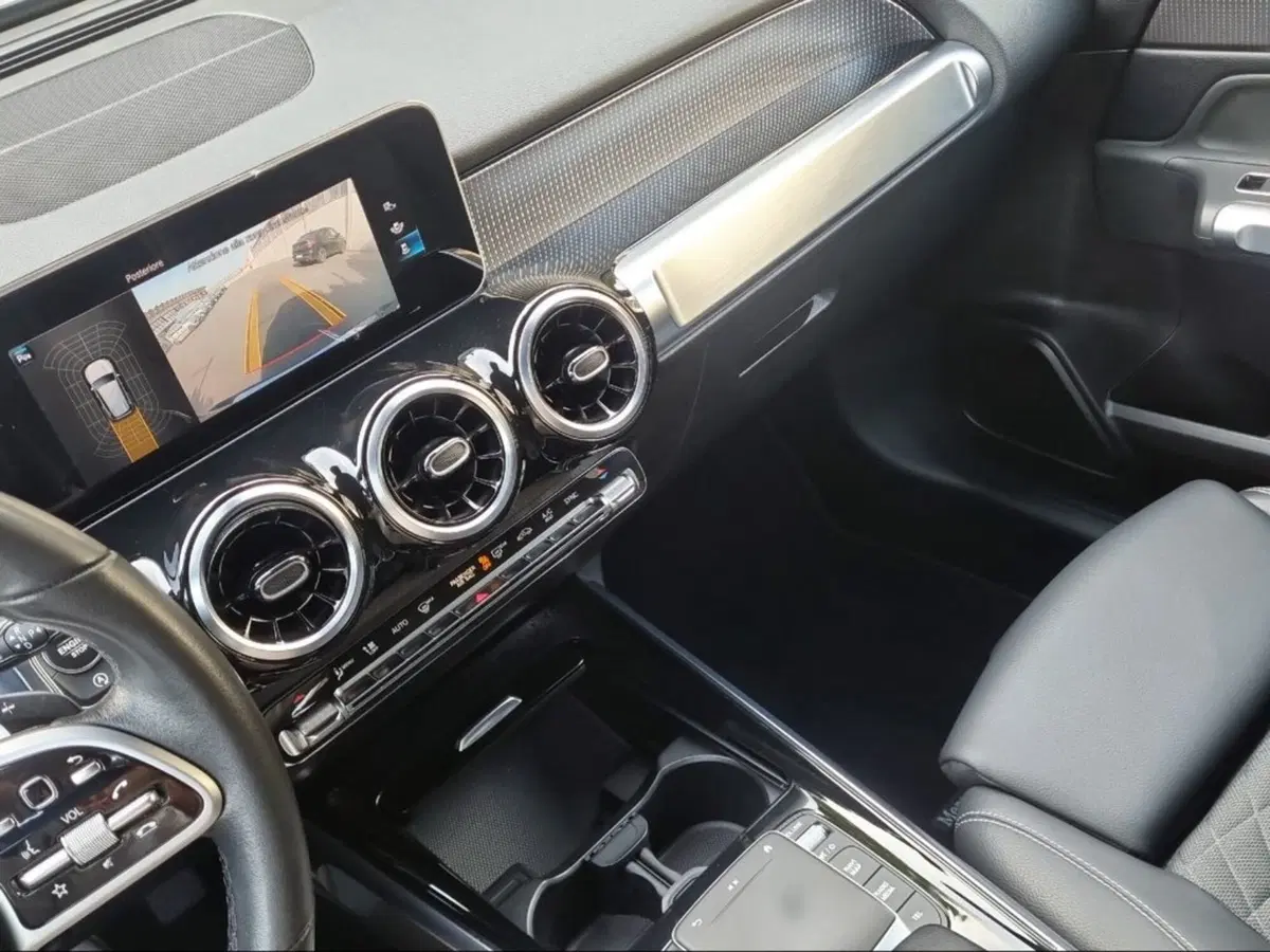 Mercedes-Benz GLB usata a Pisa (14)