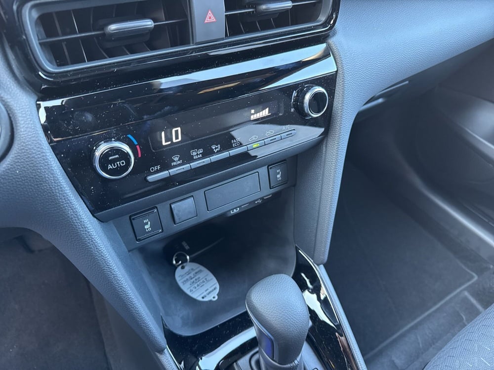 Toyota Yaris Cross nuova a Ferrara (13)