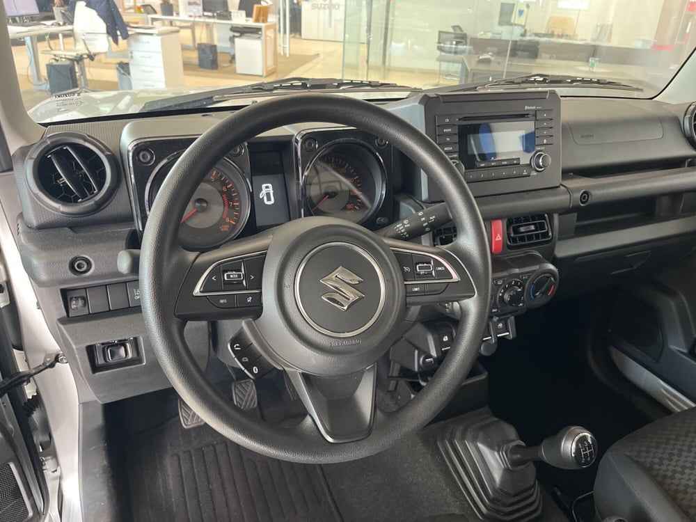 Suzuki Jimny nuova a Biella (11)