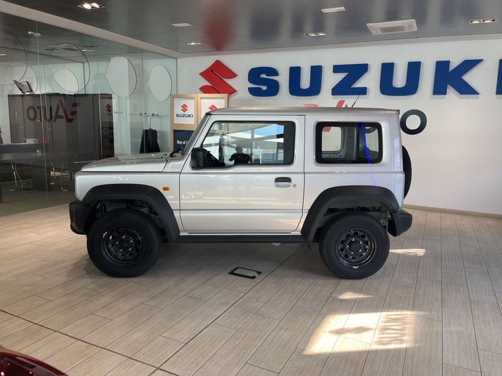 Suzuki Jimny nuova a Biella (3)