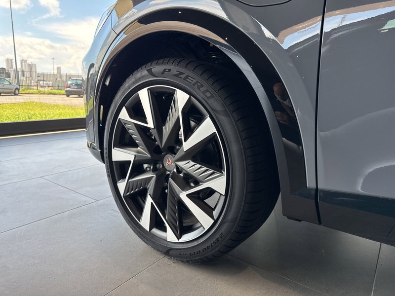 Cupra Formentor nuova a Vercelli (12)