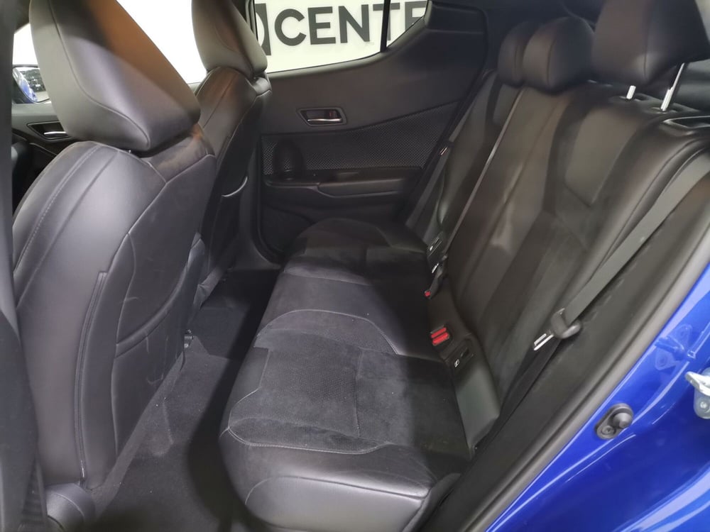 Toyota Toyota C-HR usata a Salerno (10)