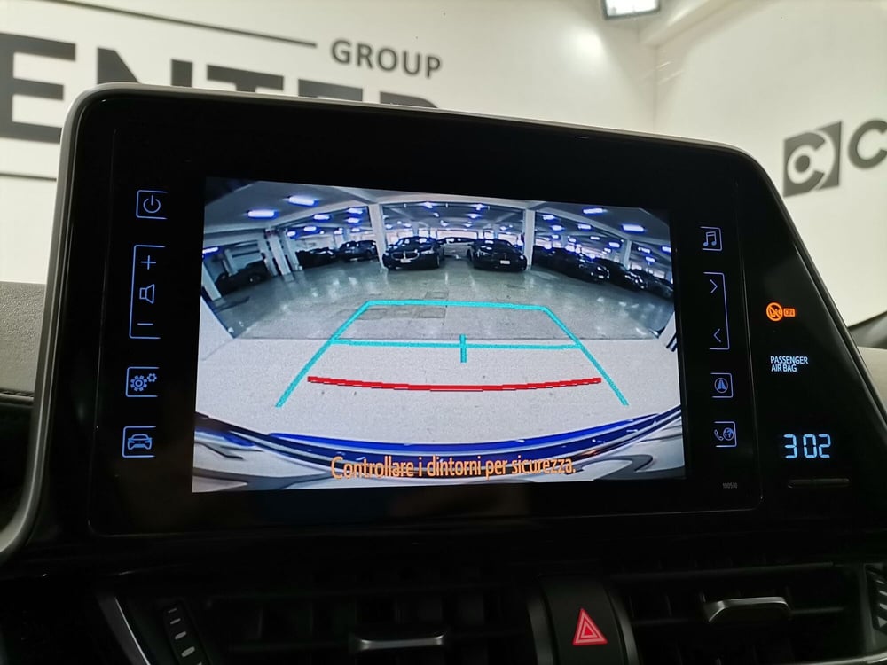 Toyota Toyota C-HR usata a Salerno (11)