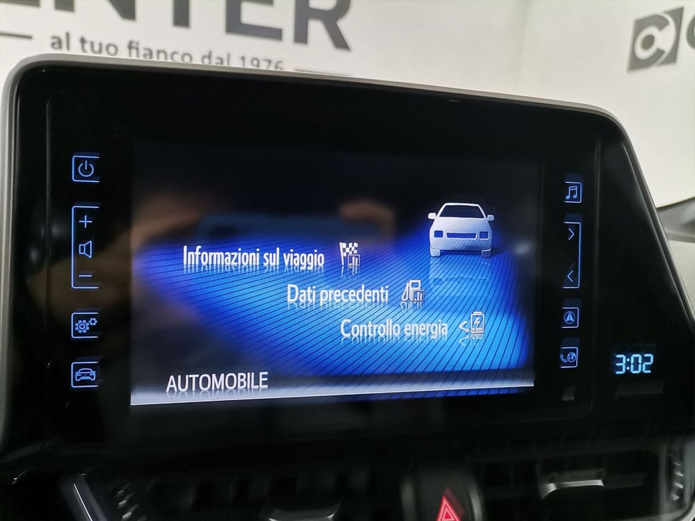 Toyota Toyota C-HR usata a Salerno (12)