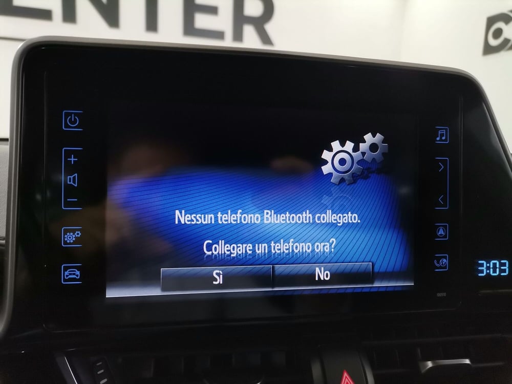 Toyota Toyota C-HR usata a Salerno (19)