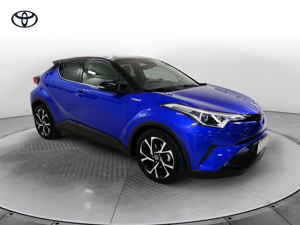 Toyota Toyota C-HR usata a Salerno (3)
