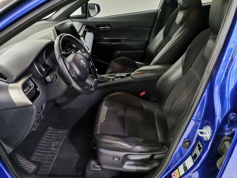 Toyota Toyota C-HR usata a Salerno (9)