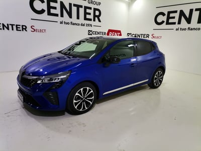 Renault Clio TCe 90 CV 5 porte Techno del 2024 usata a Salerno