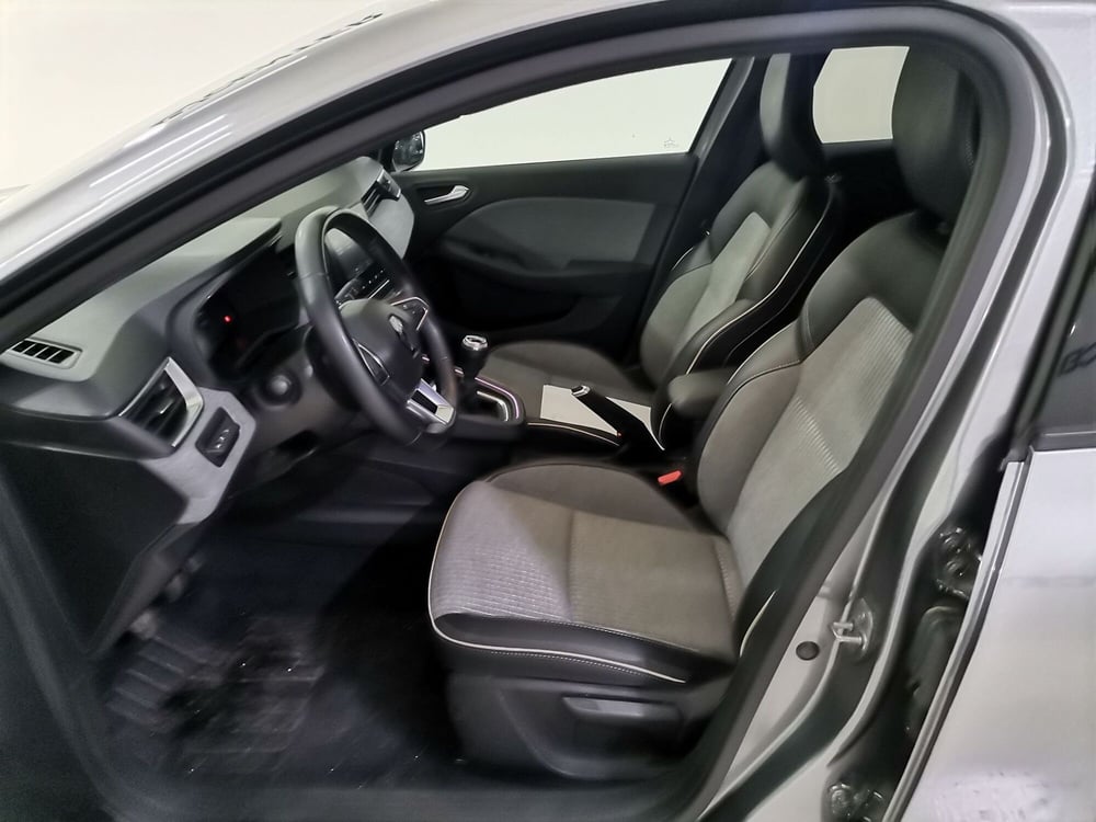 Renault Clio usata a Salerno (9)