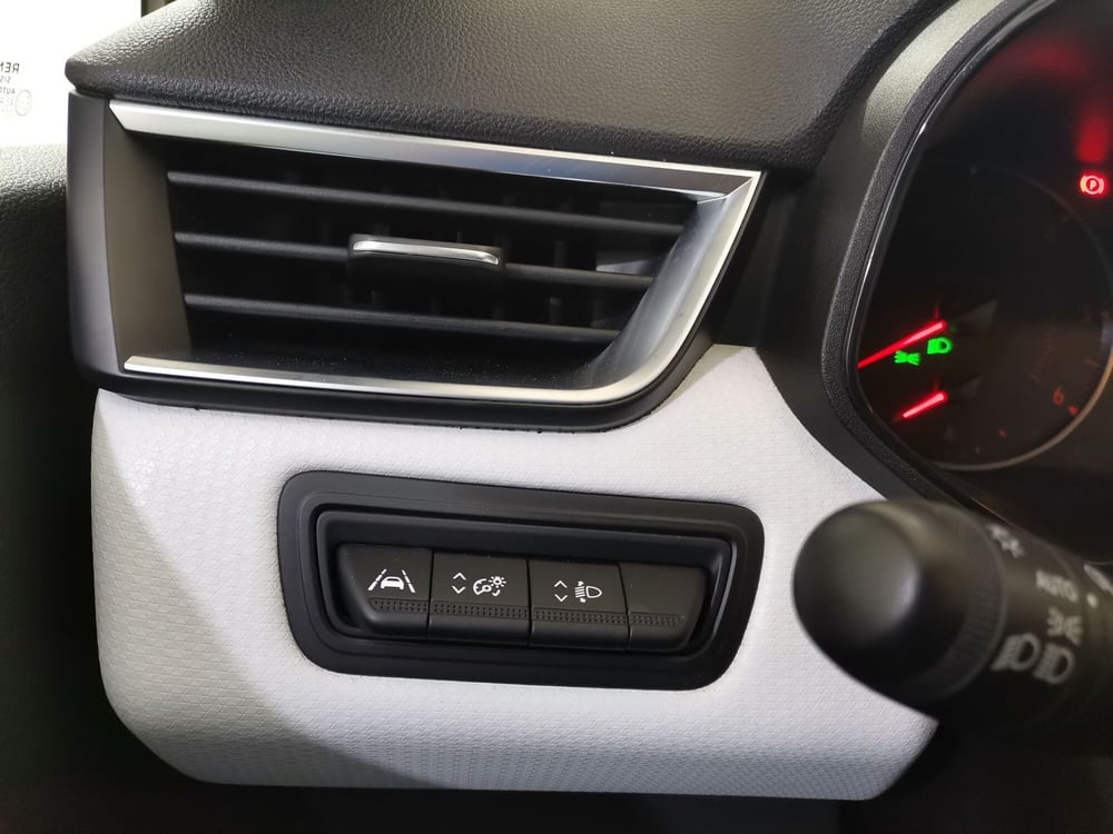 Renault Clio usata a Salerno (16)