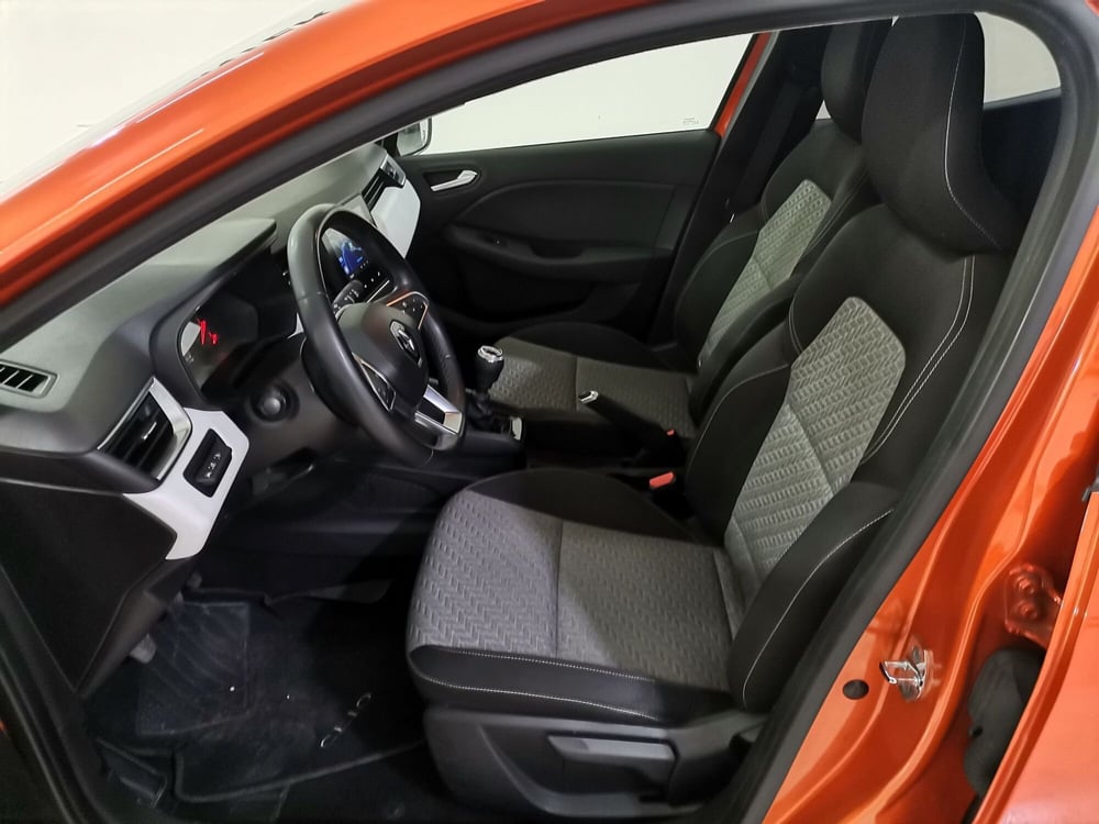 Renault Clio usata a Salerno (9)