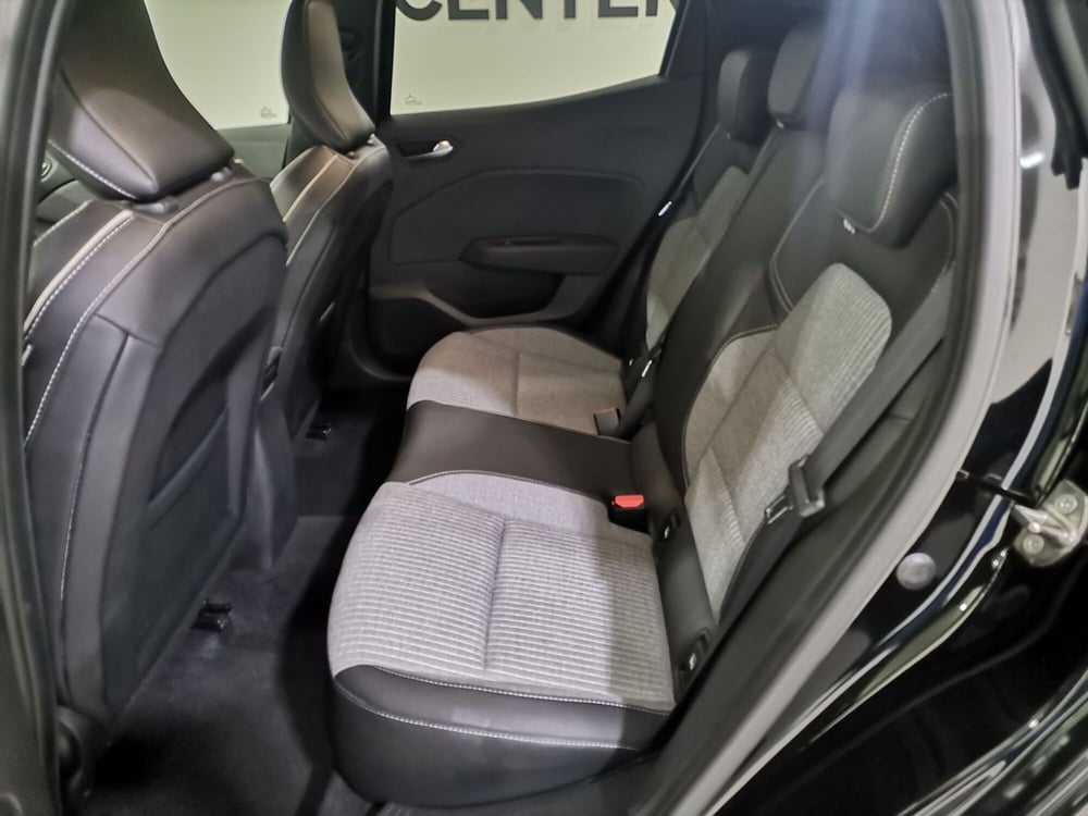 Renault Clio usata a Salerno (10)