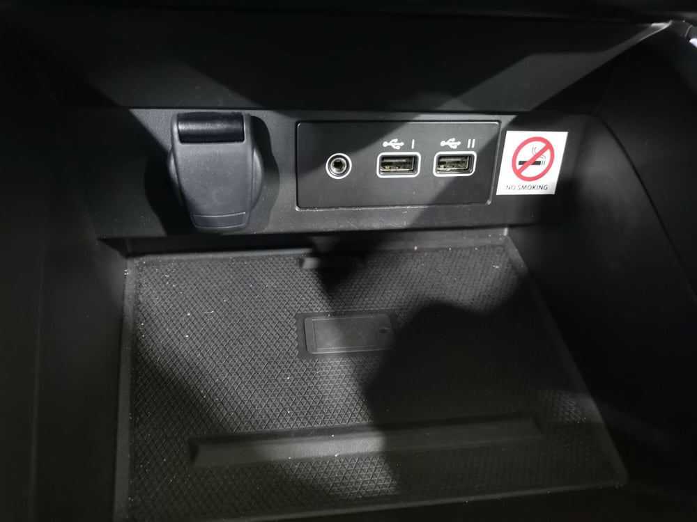Renault Clio usata a Salerno (17)