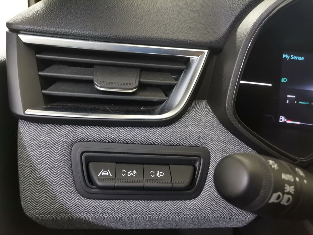 Renault Clio usata a Salerno (18)