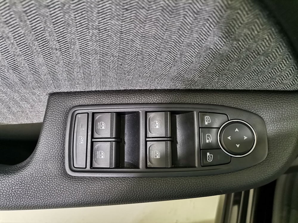 Renault Clio usata a Salerno (19)